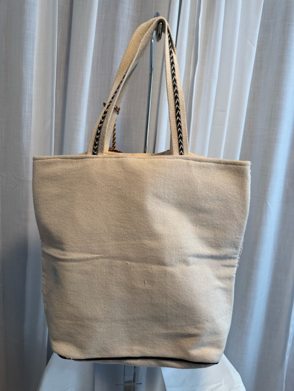 Panache woven tote - Picture 5 of 5